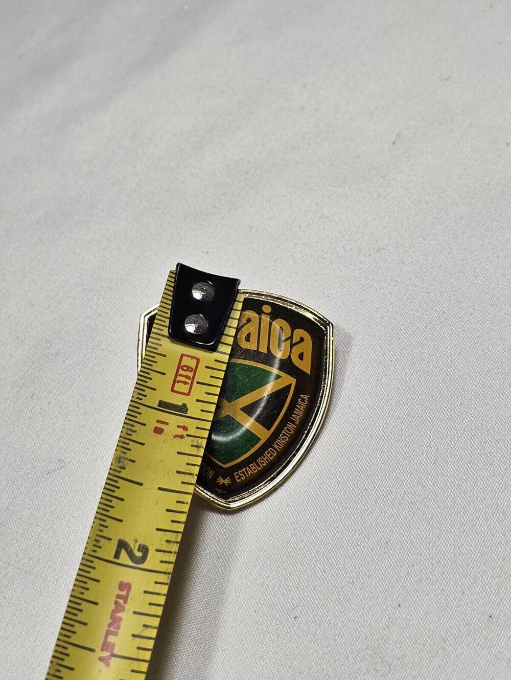 Vintage Jamaican Bobsled Federation Kingston Pin Award "Cool Runnings" - Picture 3 of 4